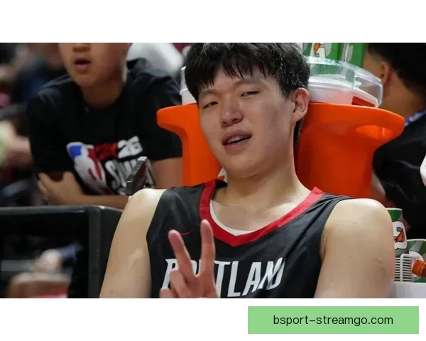 杨瀚森全能表现砍下20分9篮板5助攻惜败奥斯汀马刺错失完美首秀